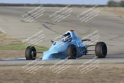 media/Oct-25-2025-CalClub SCCA (Sat) [[34c778dfbe]]/Group 6/Race/
